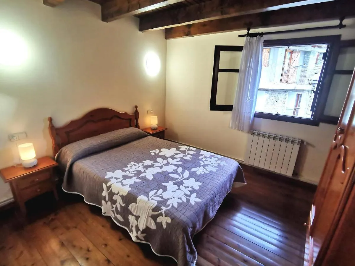 Casa Rural Con Patio Y Bbq En La Vall De Boi Cardet Apartment