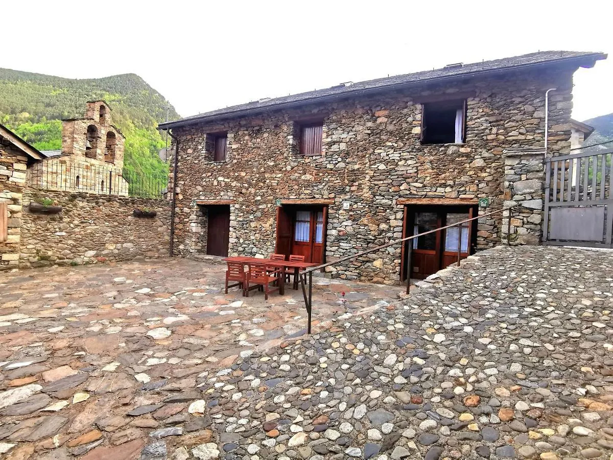 Apartment Casa Rural Con Patio Y Bbq En La Vall De Boi Cardet Spain