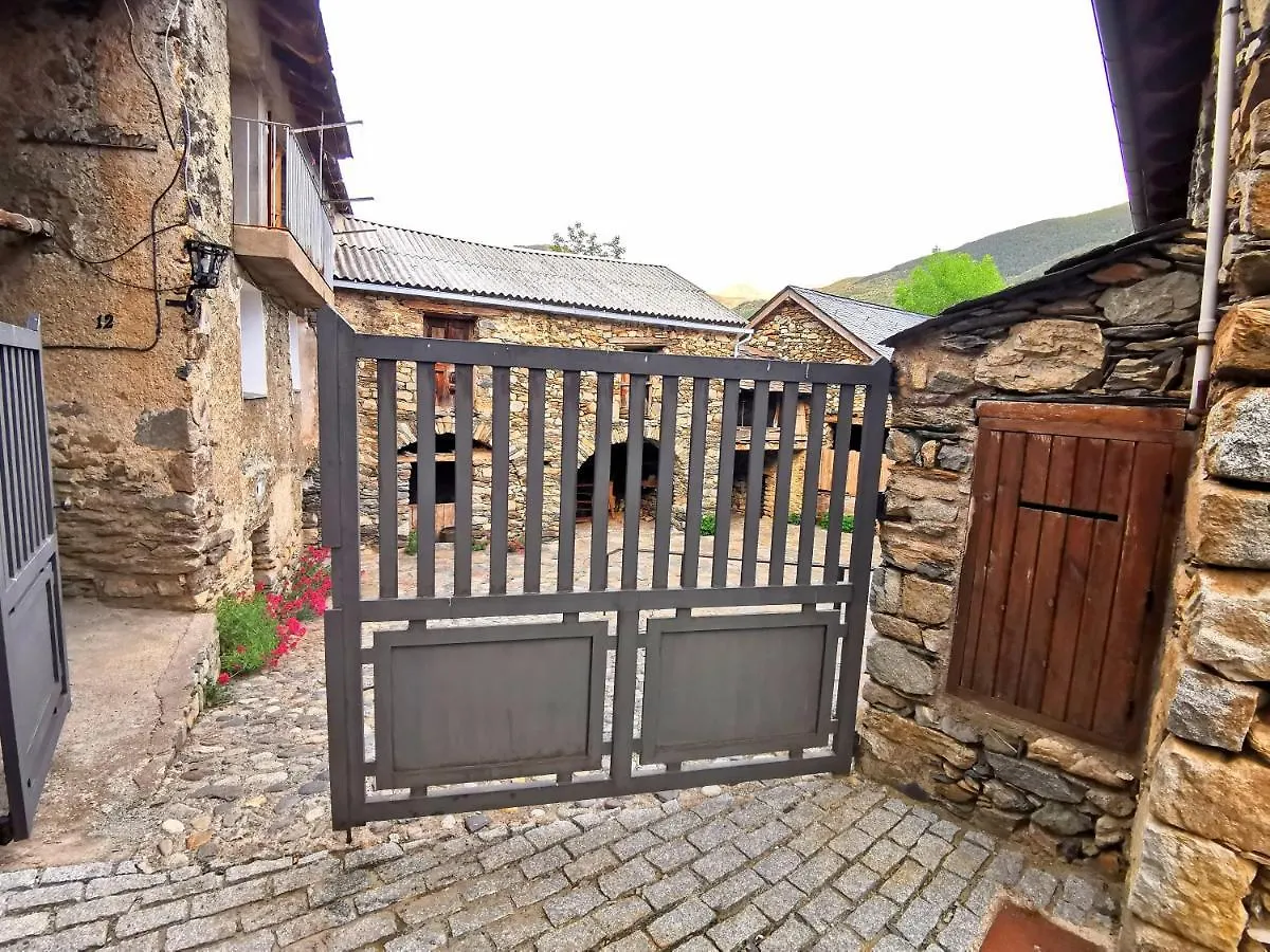 Casa Rural Con Patio Y Bbq En La Vall De Boi Cardet