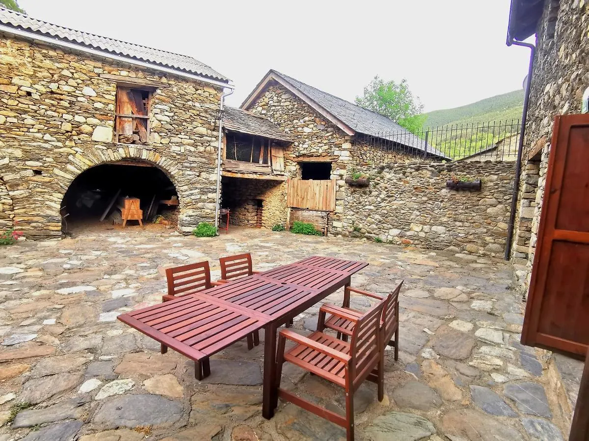 Apartment Casa Rural Con Patio Y Bbq En La Vall De Boi Cardet